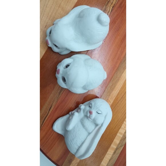 Vtg Trio Of White Bunny Figurines Long Ears Sleepy Cute Easter Spring Cute - Picture 5 of 7